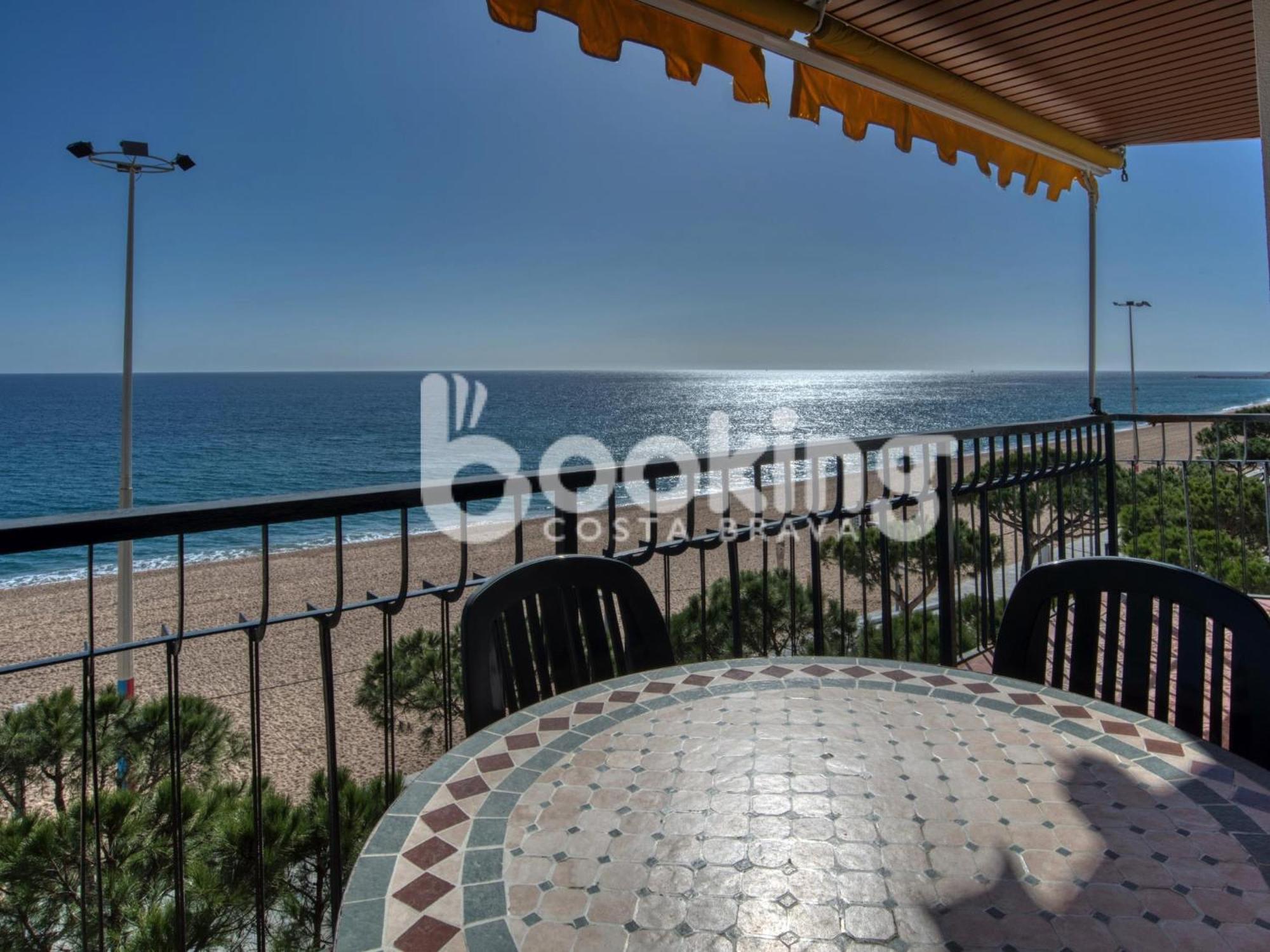 Embajador 2 Apartament A Primera Linia De Mar Per 5 Persones 普拉加德阿罗 外观 照片